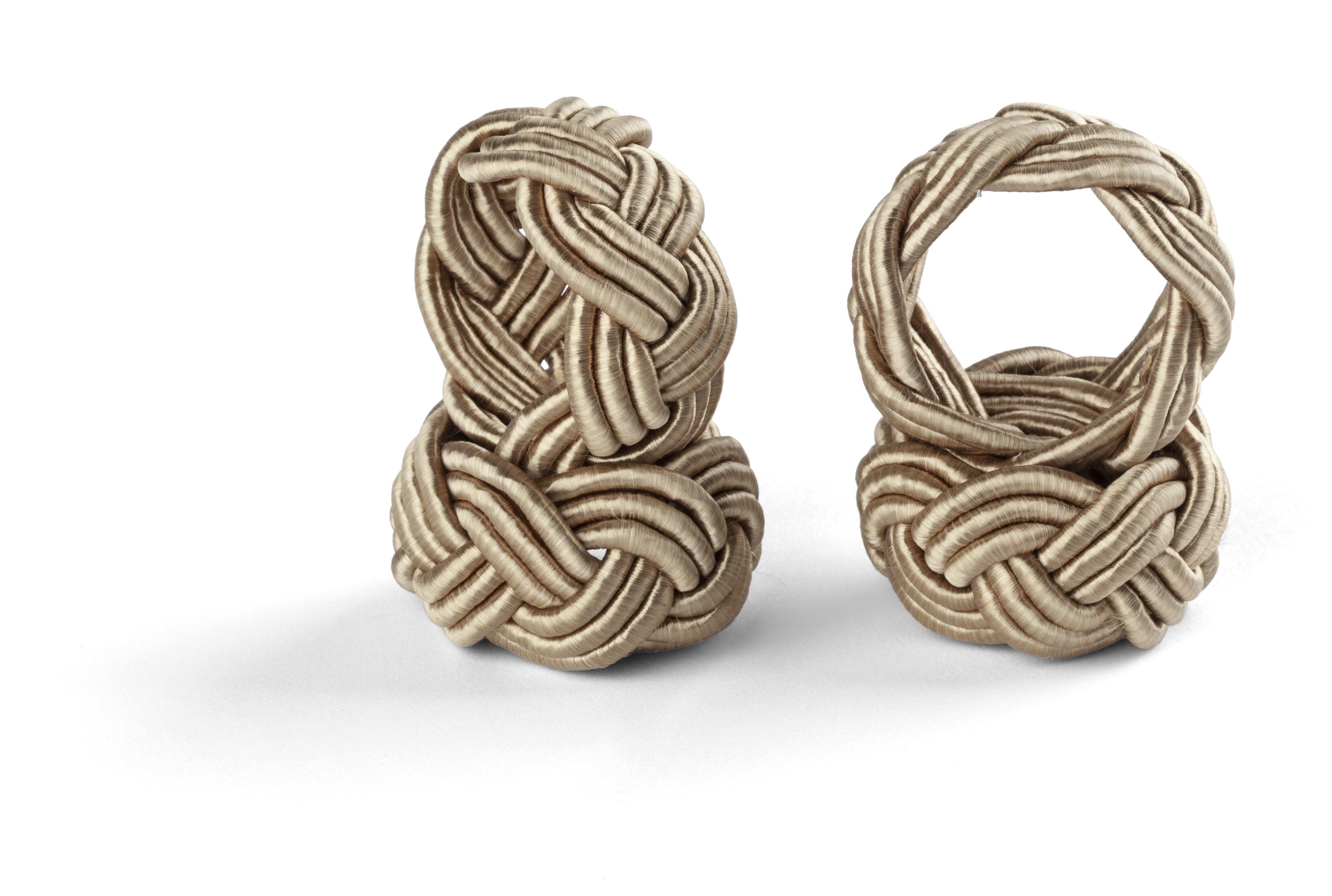 Pleated napkin rings in Beige