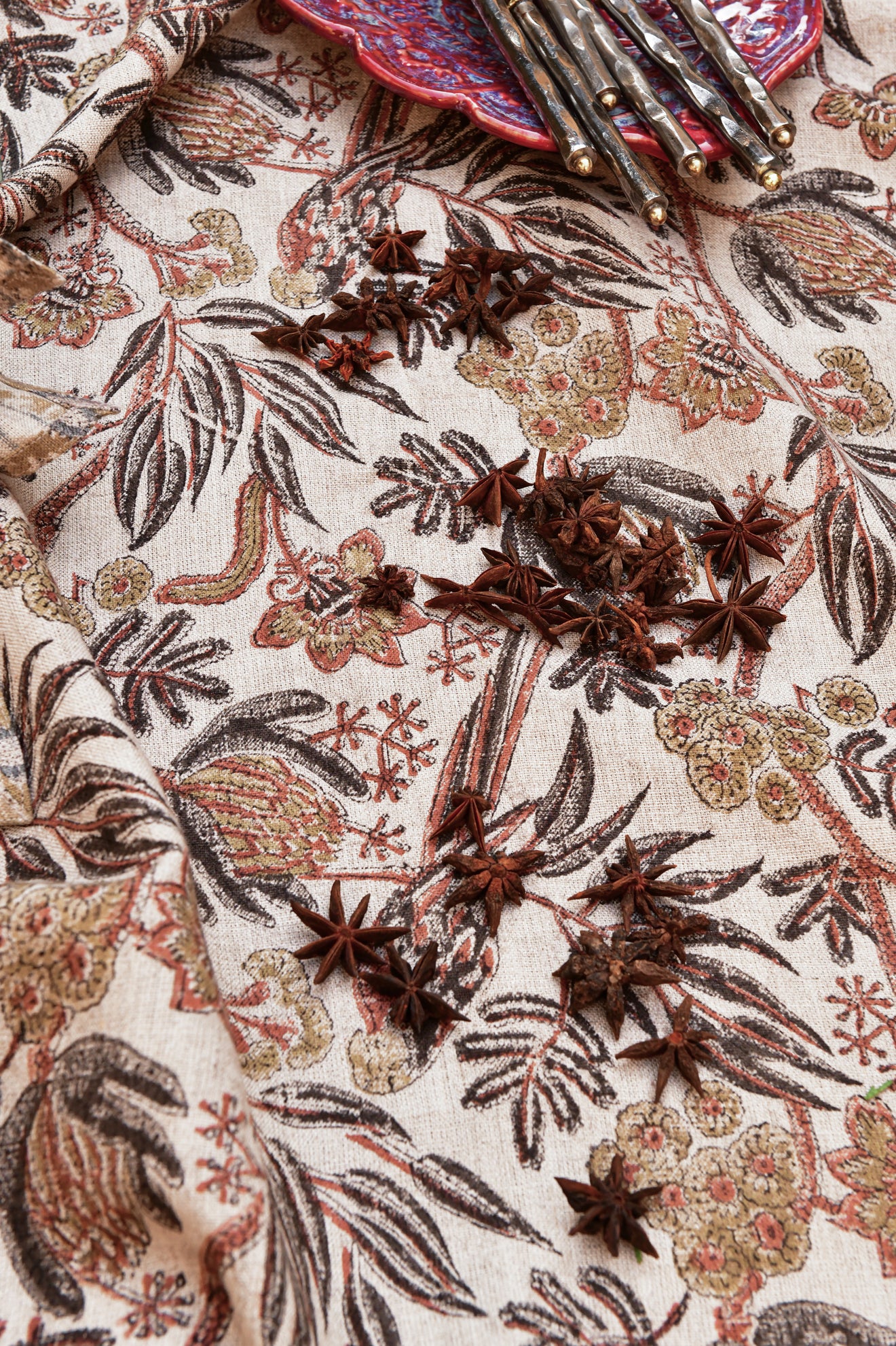Linen Tablecloth with Parrot in Rust