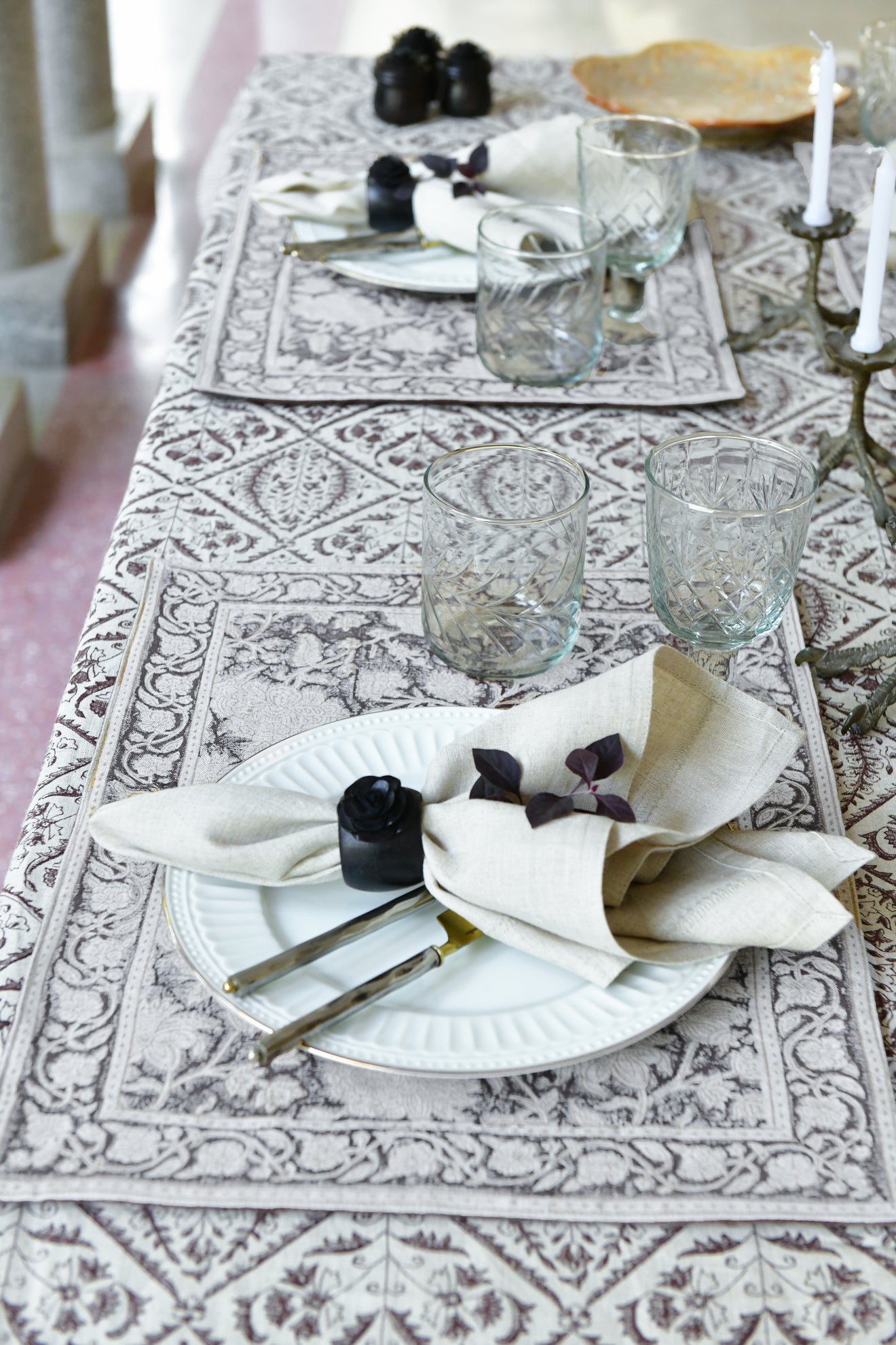 Linen Tablecloth with Jaipur in Brown