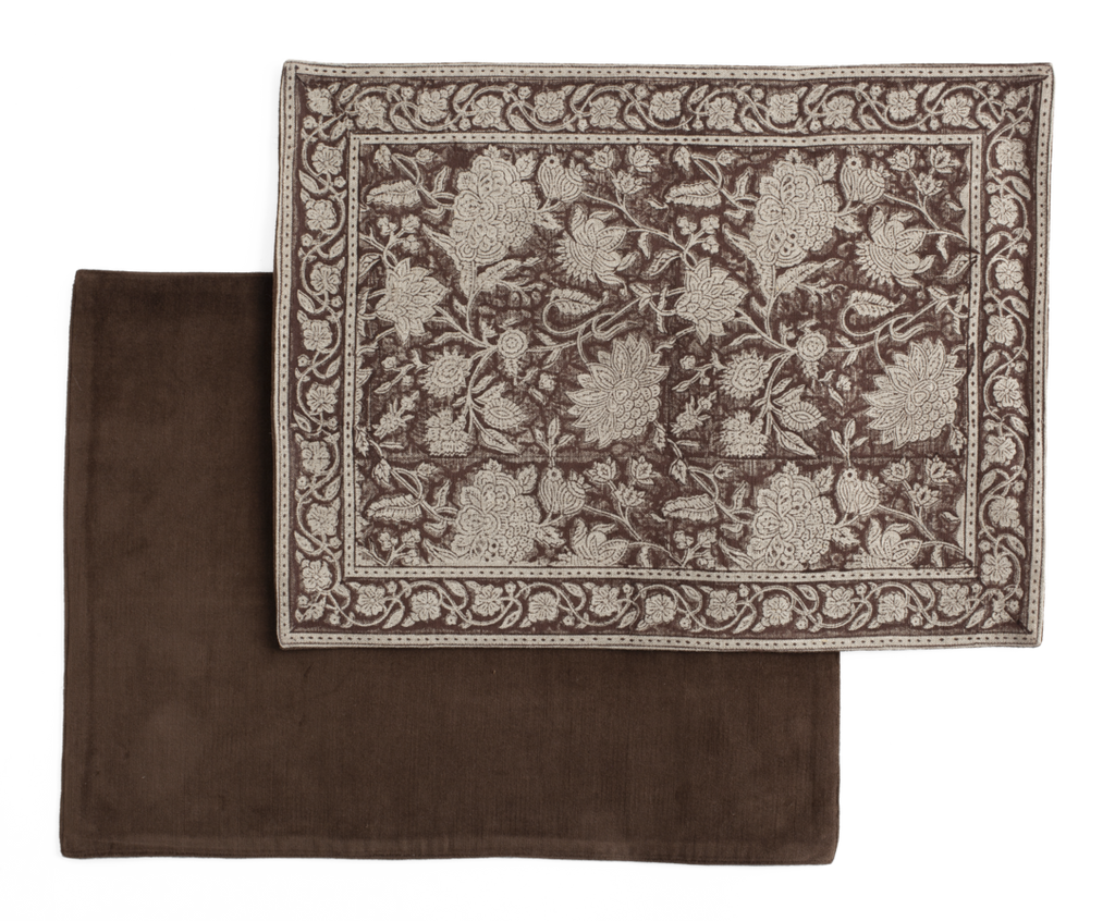 Placemat with Indian Rose in Brown