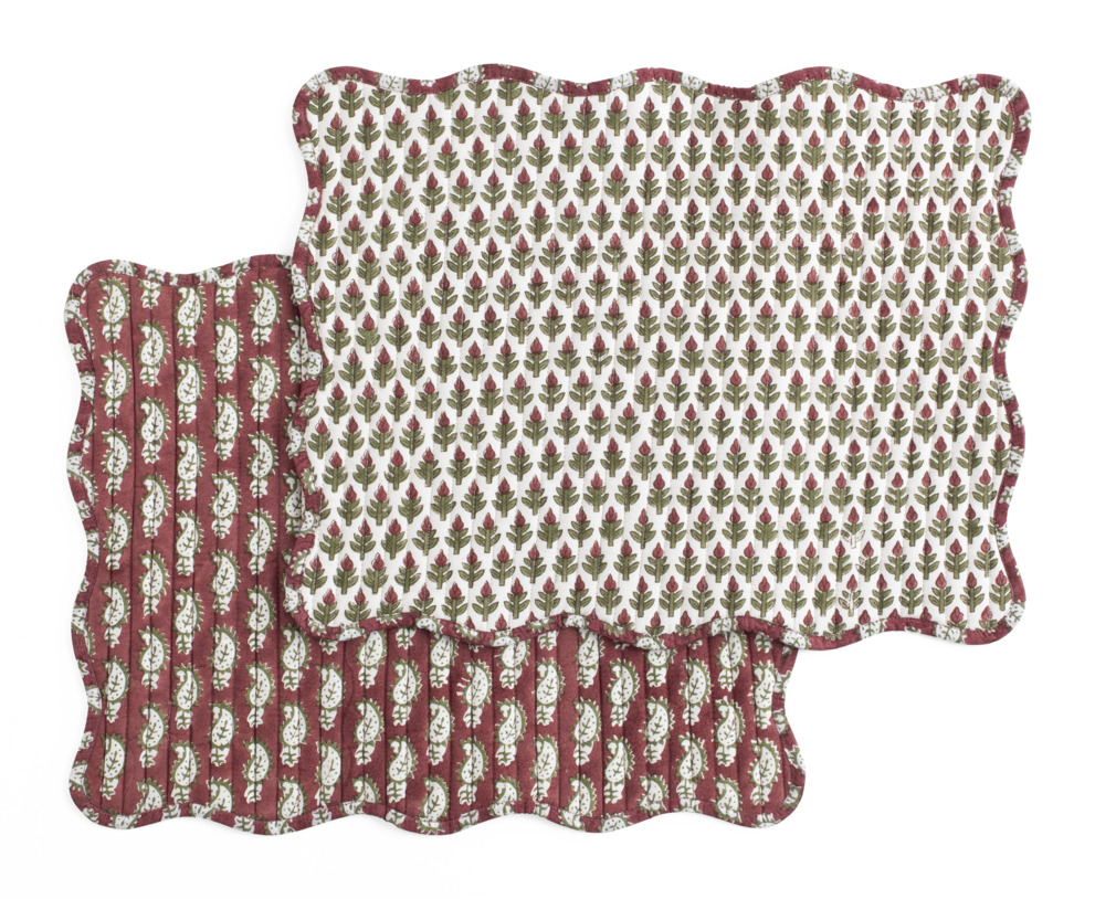 Placemats with Paisley in Red & Green