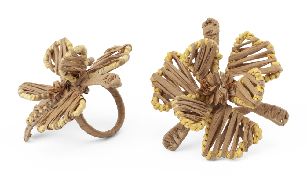 Napkin Rings with Flower in Natural Beige