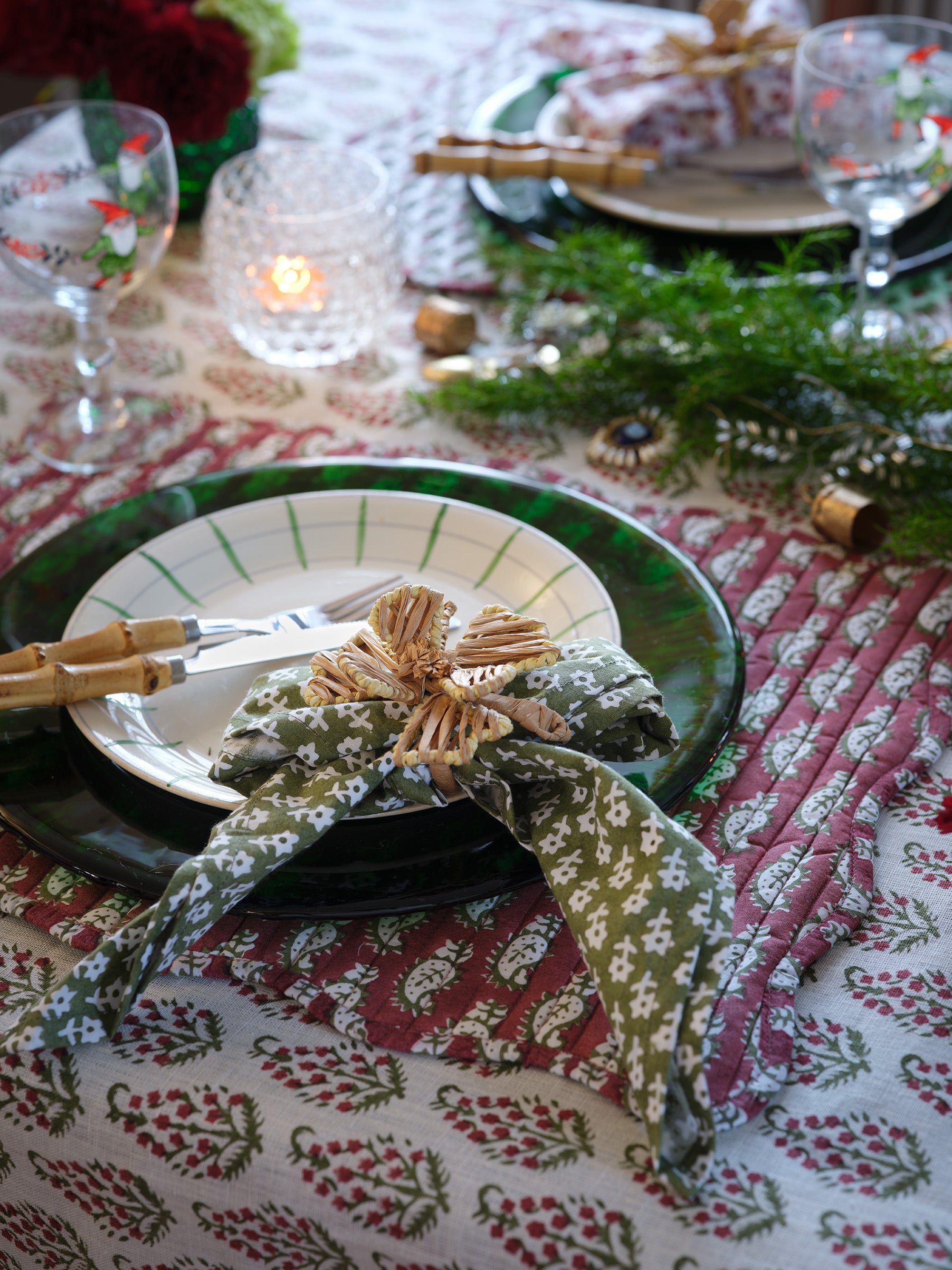 Napkins with Dancing Star print in Green