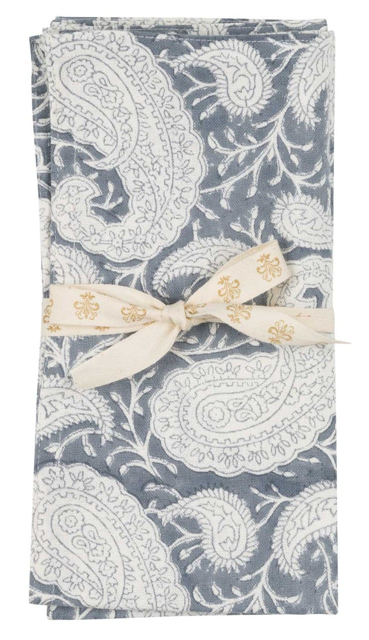 Napkins in the Big Paisley pattern in Sea Blue colour