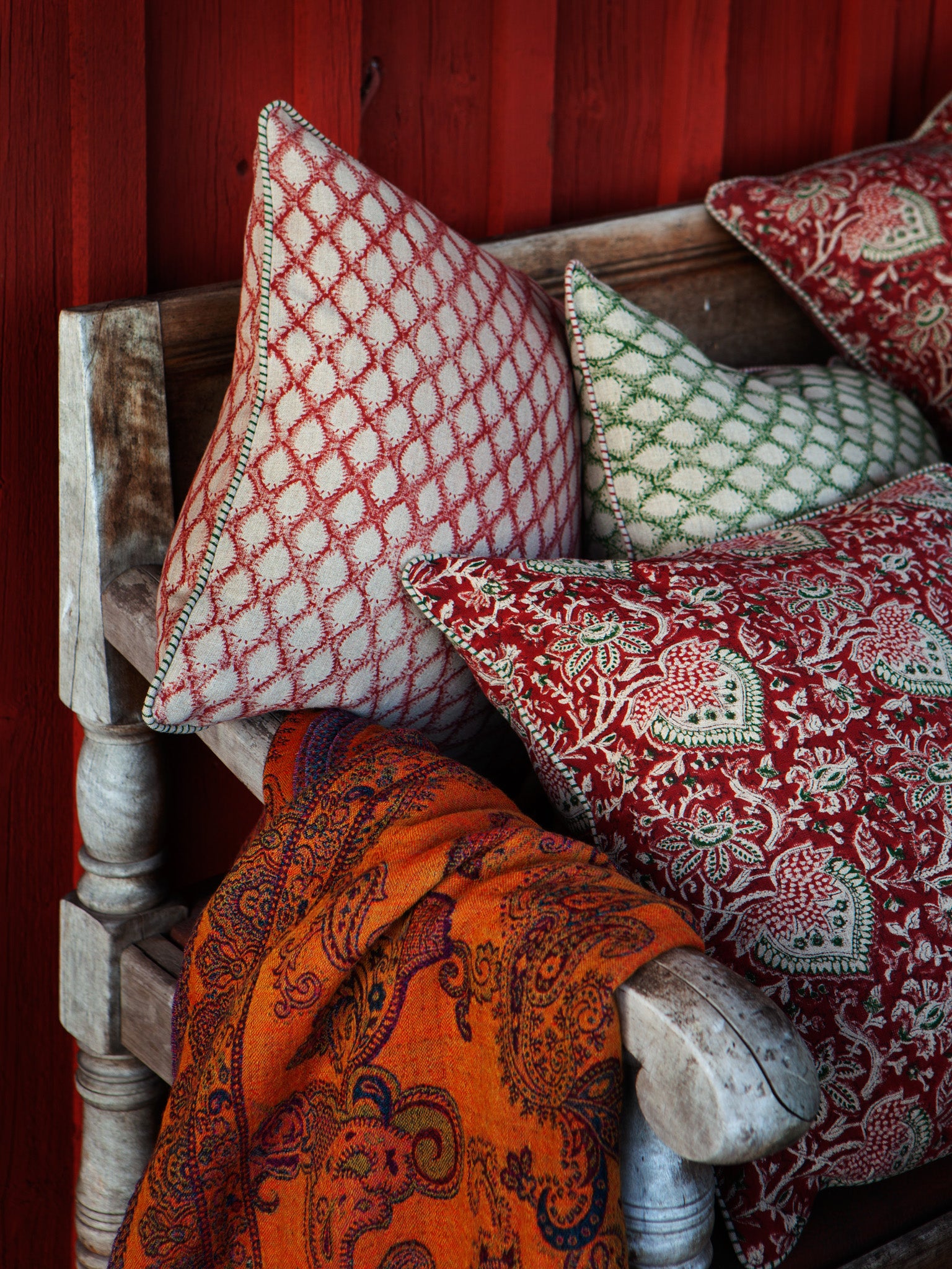 Linen cushion with Cypress print in Red