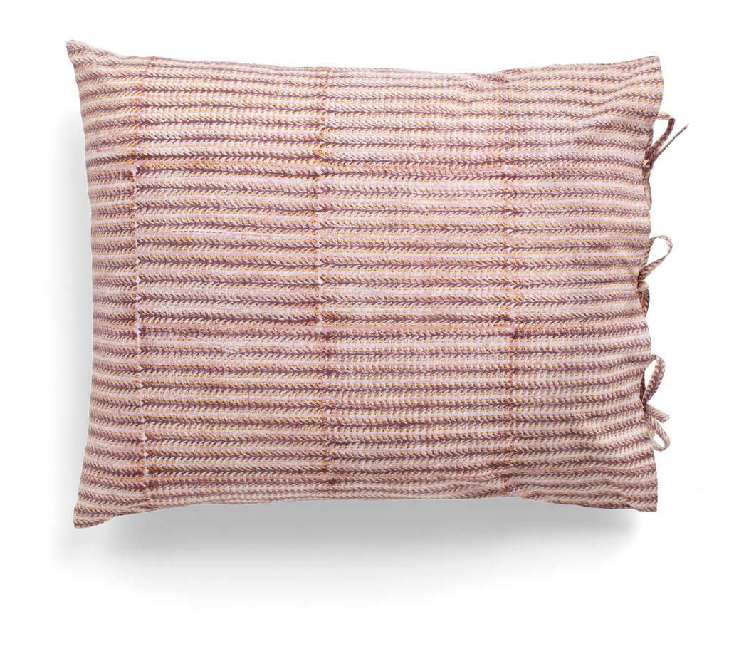 Pillowcase with Leaf print in Fuchsia Rose
