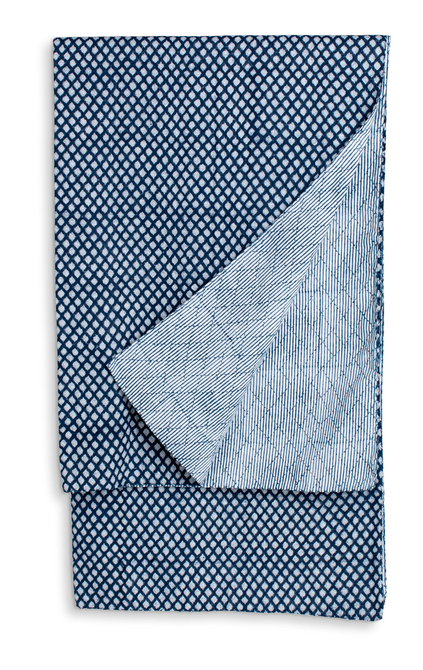 Blanket with Medallion print in Navy Blue