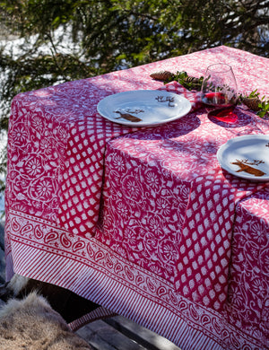 Medallion Napkins in Red