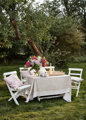 Fiori tablecloth in Light Brown