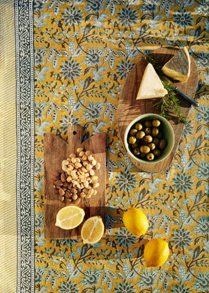 Tablecloth with Indian Summer print in Yellow