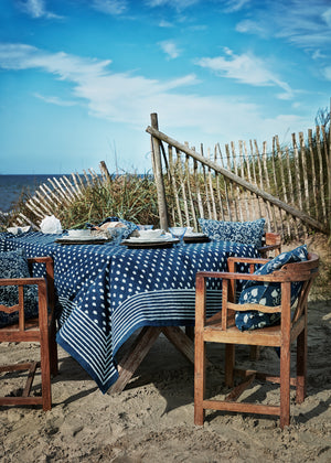 Tablecloth with Drop print in Indigo